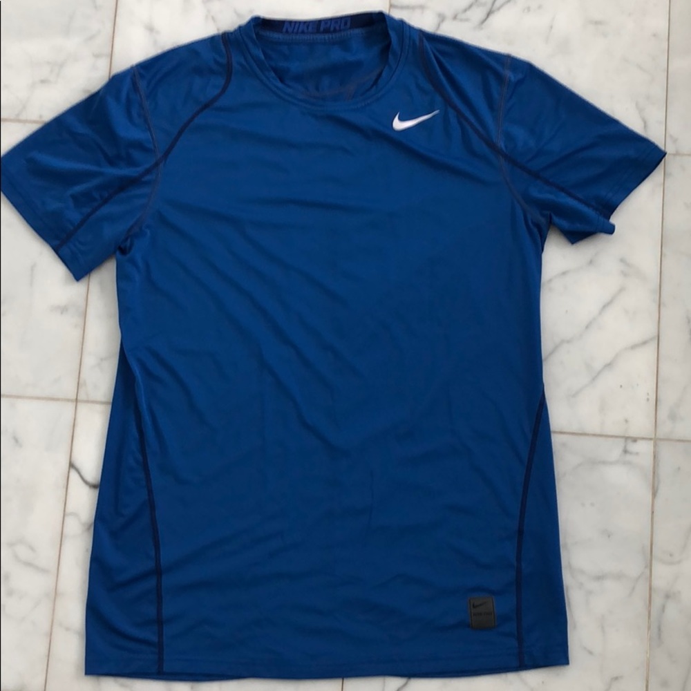 Nike pro tee